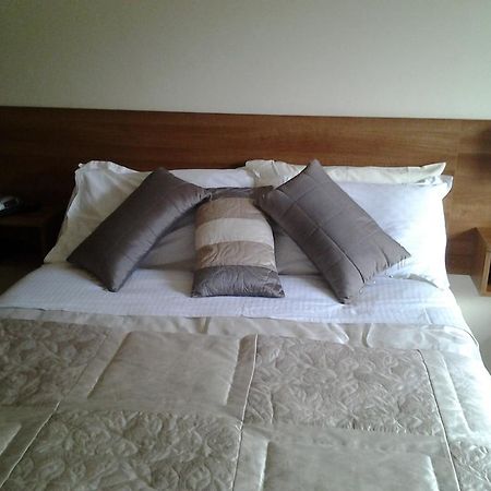 Gardenfield House Bed & Breakfast H91Vh02 ゴールウェイ エクステリア 写真