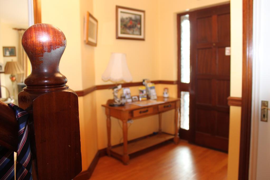 Gardenfield House Bed & Breakfast H91Vh02 ゴールウェイ エクステリア 写真